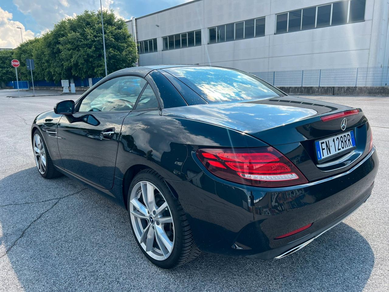 Mercedes-benz SLC 300 AMG line