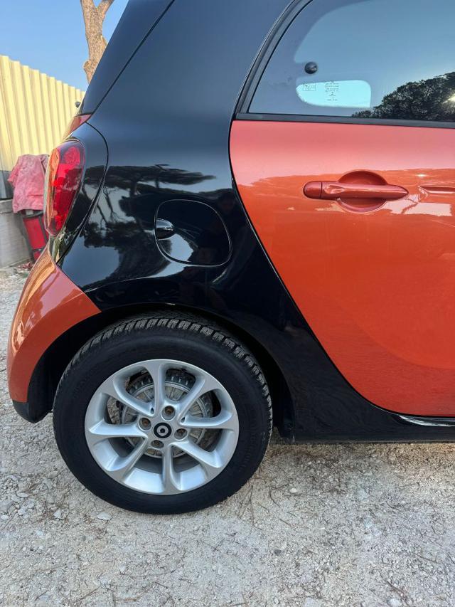 SMART ForFour 1.0cc 71cv NAVI TELECAM BLUETOOTH CRUISE CERCHI