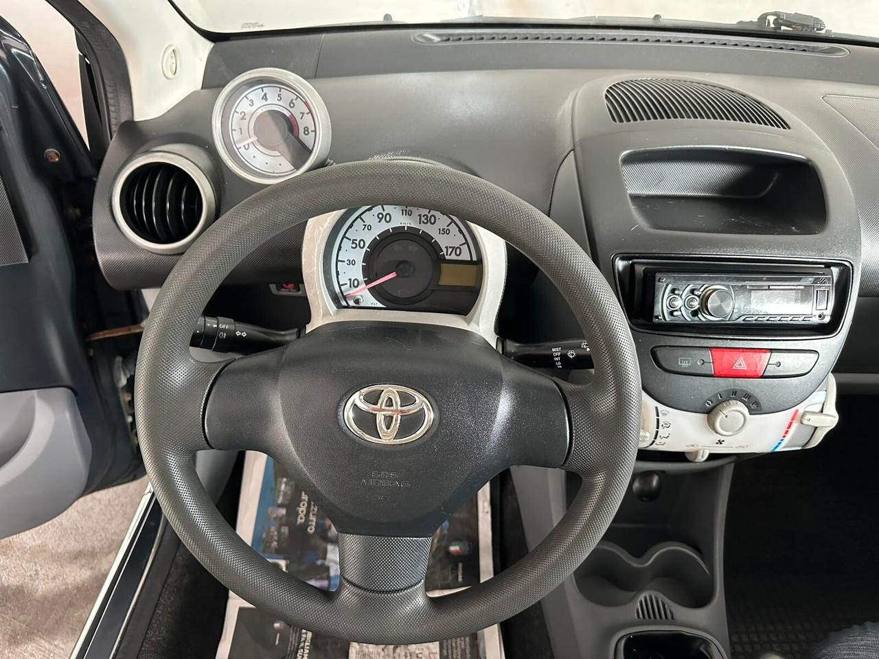 Toyota Aygo 1.0 12V VVT-i 3 porte Sol