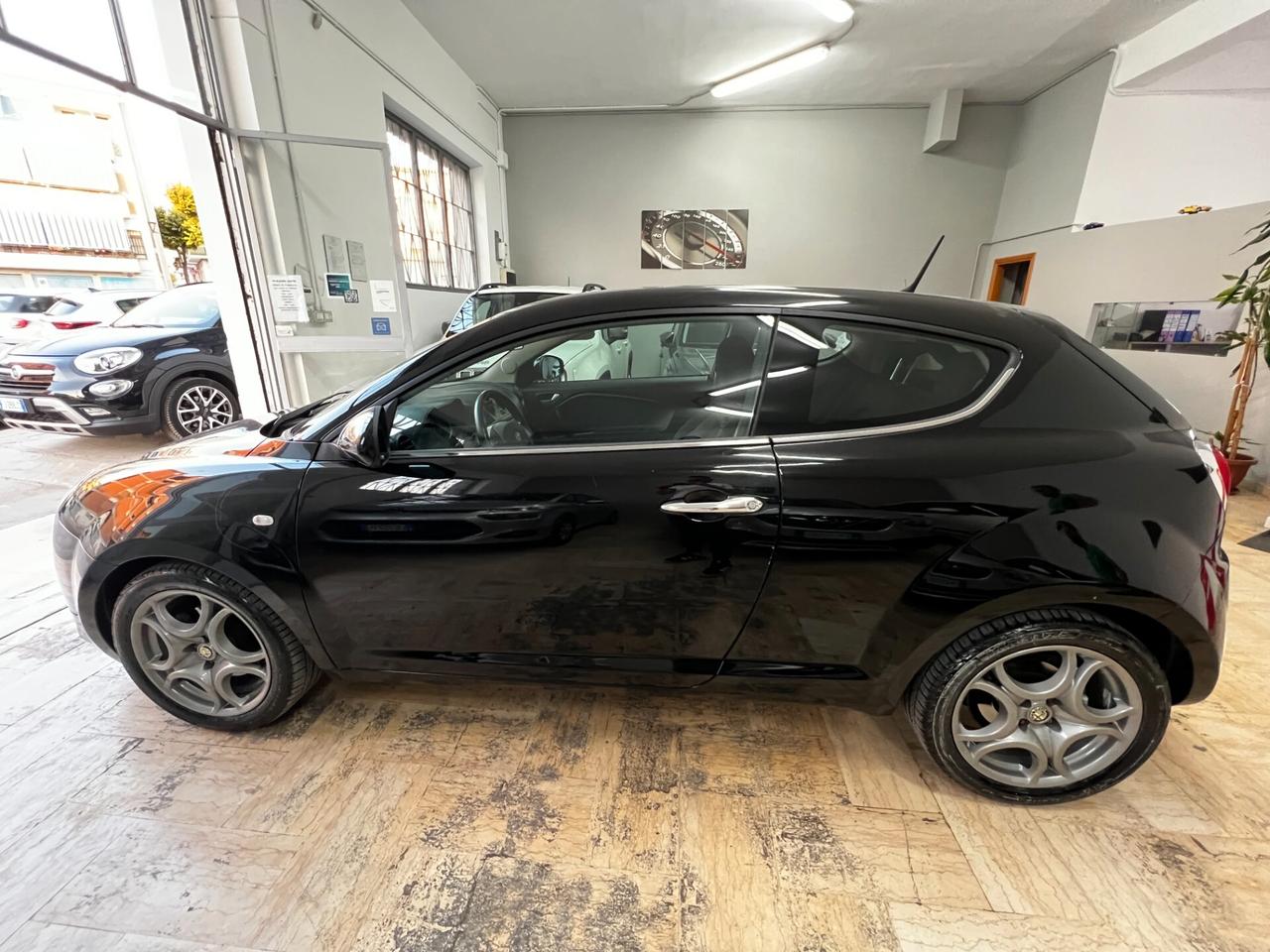 Alfa Romeo MiTo 1.3 JTDm-2 95 CV S&S Distinctive Sport Pack