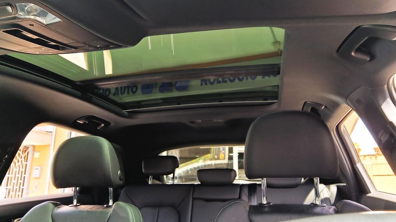 Audi Q3 35 2.0 TDI 150CV S tronic S line edition