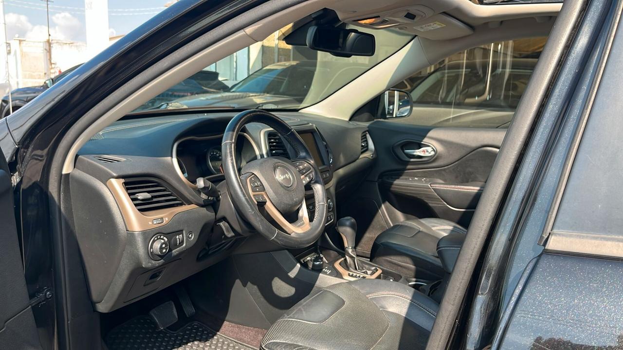 Jeep Cherokee 2.2 Mjt II 4WD Active Drive I Night Eagle