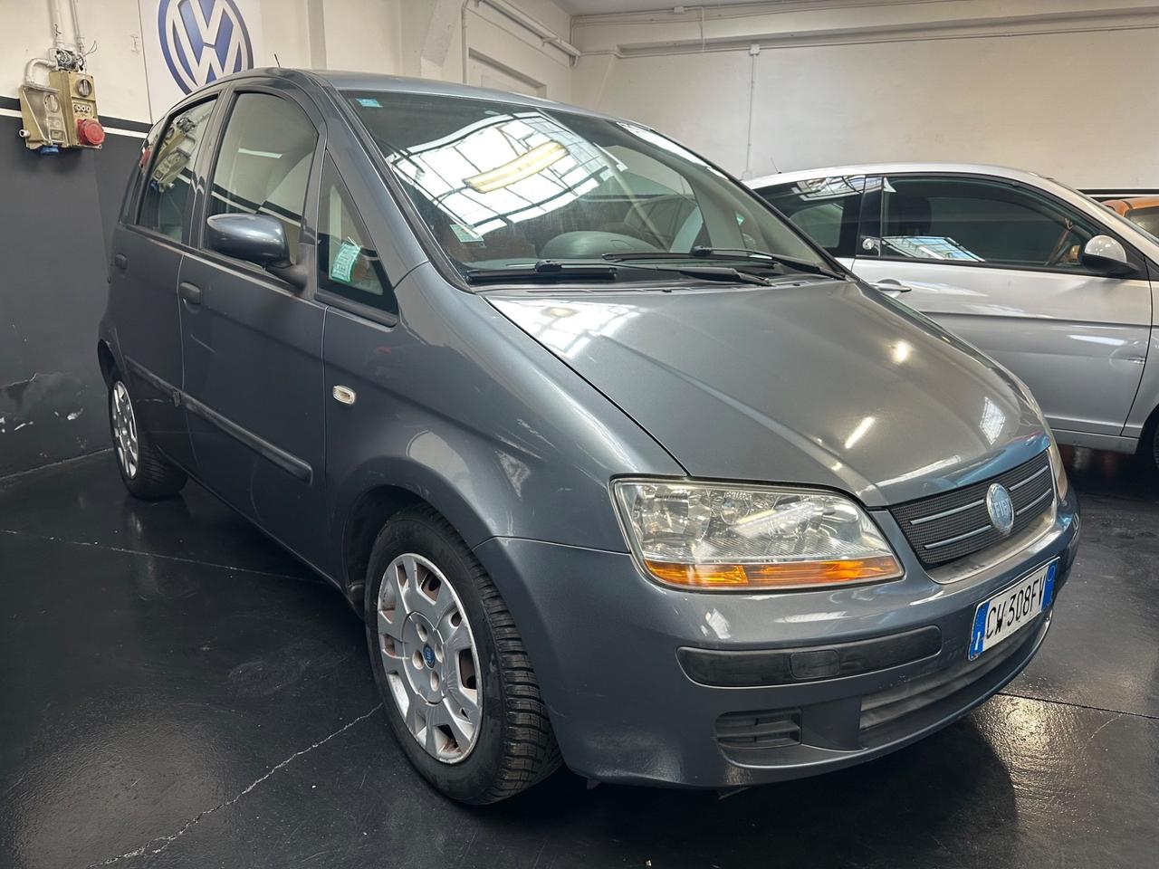 Fiat Idea 1.4 16V Emotion