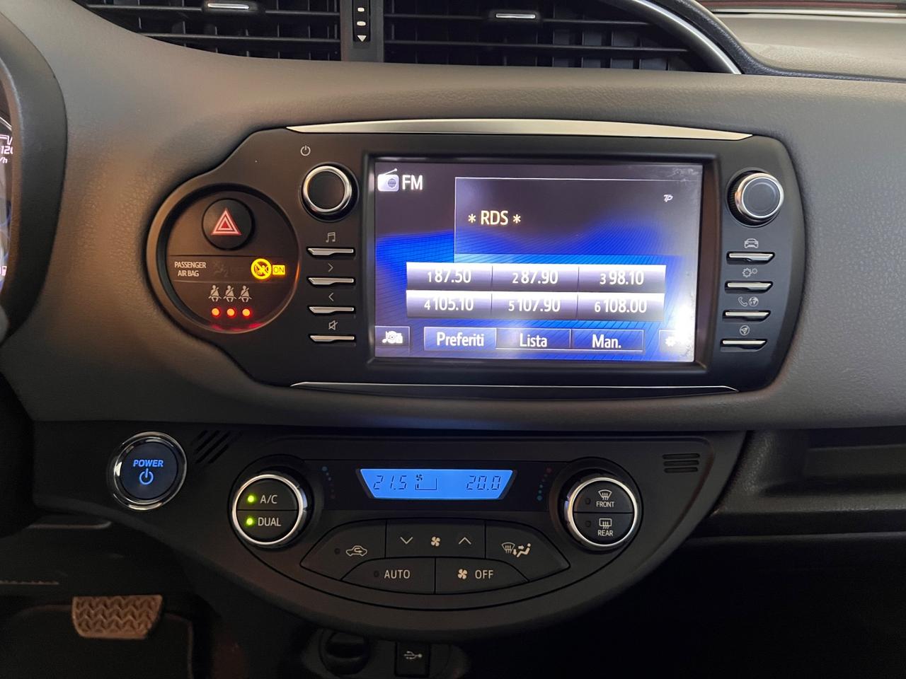 Toyota Yaris 1.5 Hybrid 5 porte Active