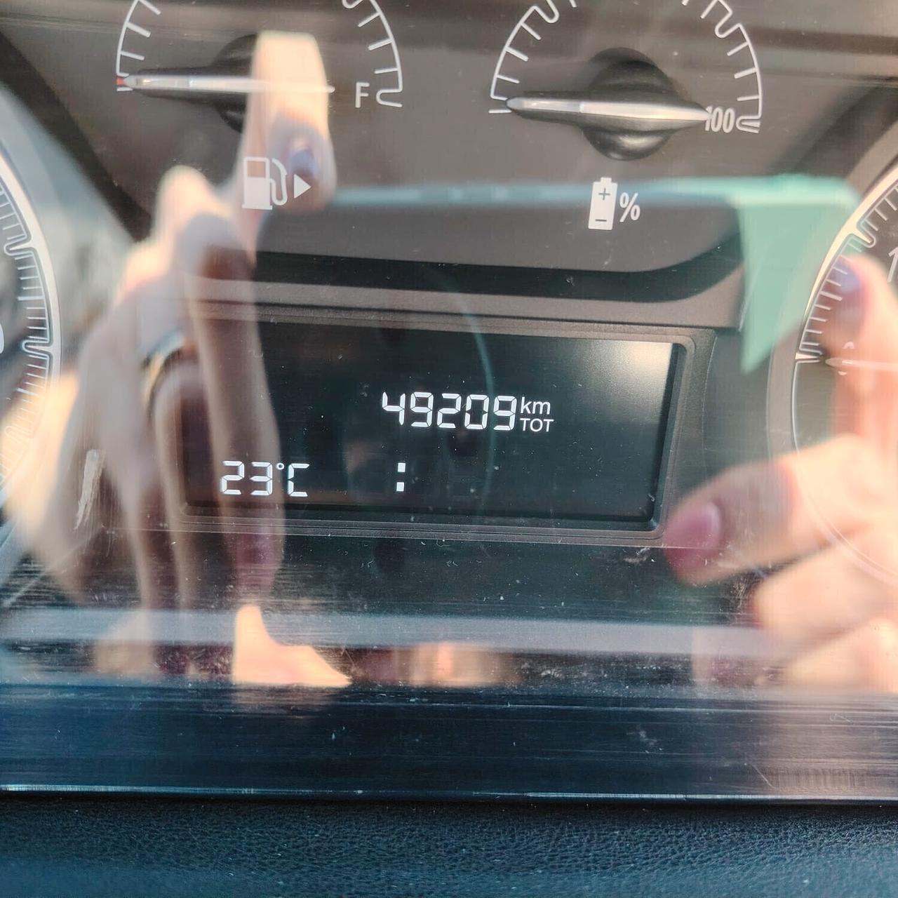 Lancia Ypsilon 1.0 FireFly 5 porte S&S Hybrid Ecochic Silver