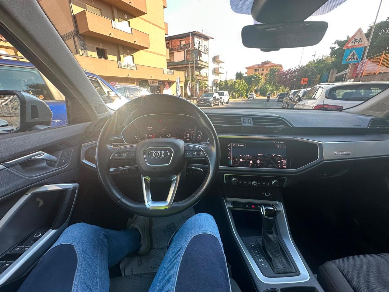 Audi Q3 40 TDI quattro S tronic Business Advanced