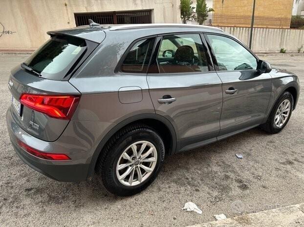 Audi Q5 2.0 TDI quattro S tronic unico proprietari