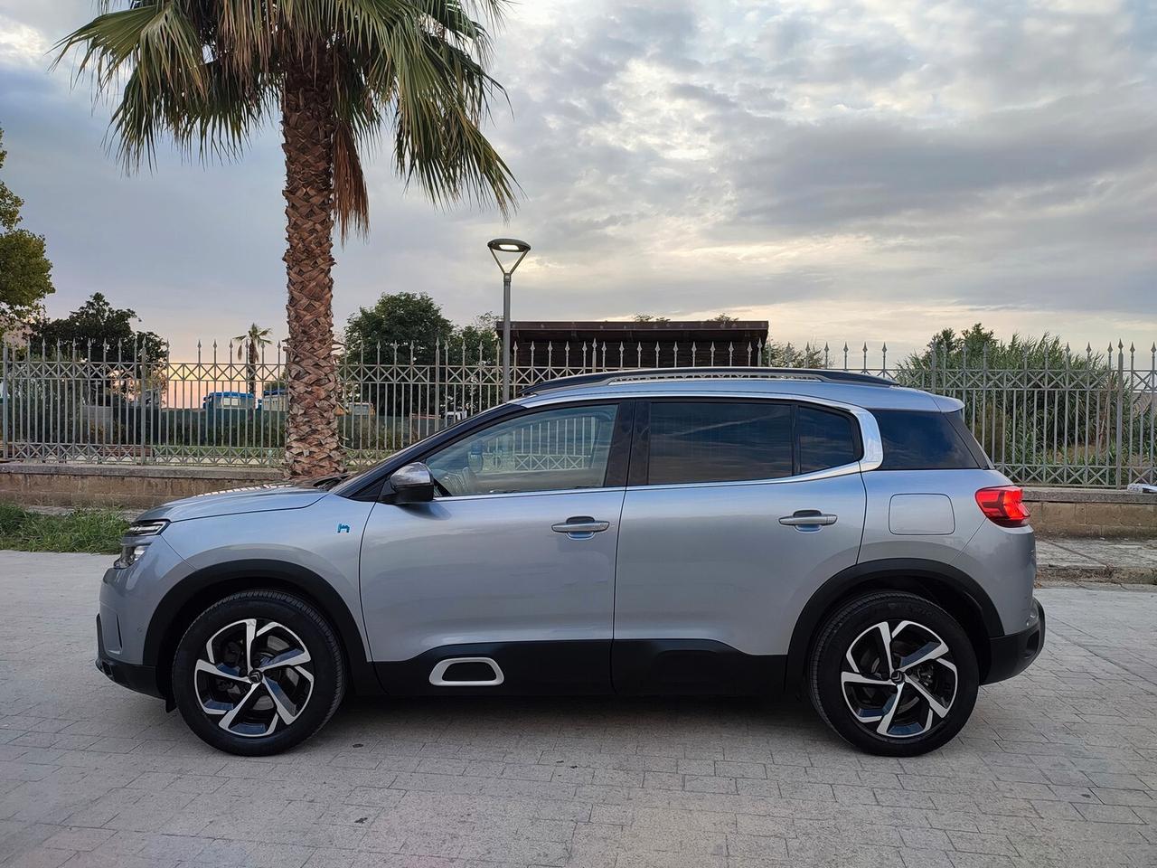 Citroen C5 Aircross 1.6 HYBRID 225 CV AUTOMATIK TELECAMERA NAVIGATORE