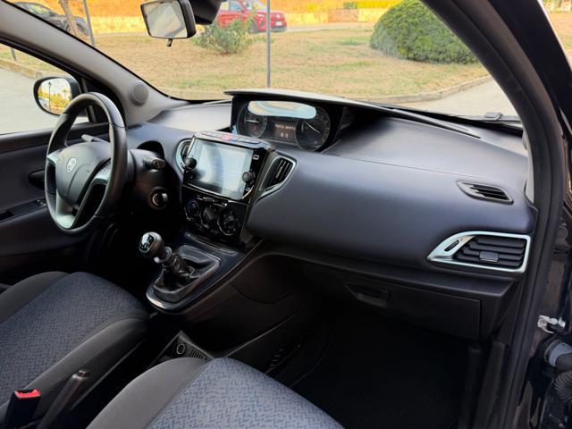 LANCIA Ypsilon GOLD+RETROCAMERA+NAVI CARPLAY+LED