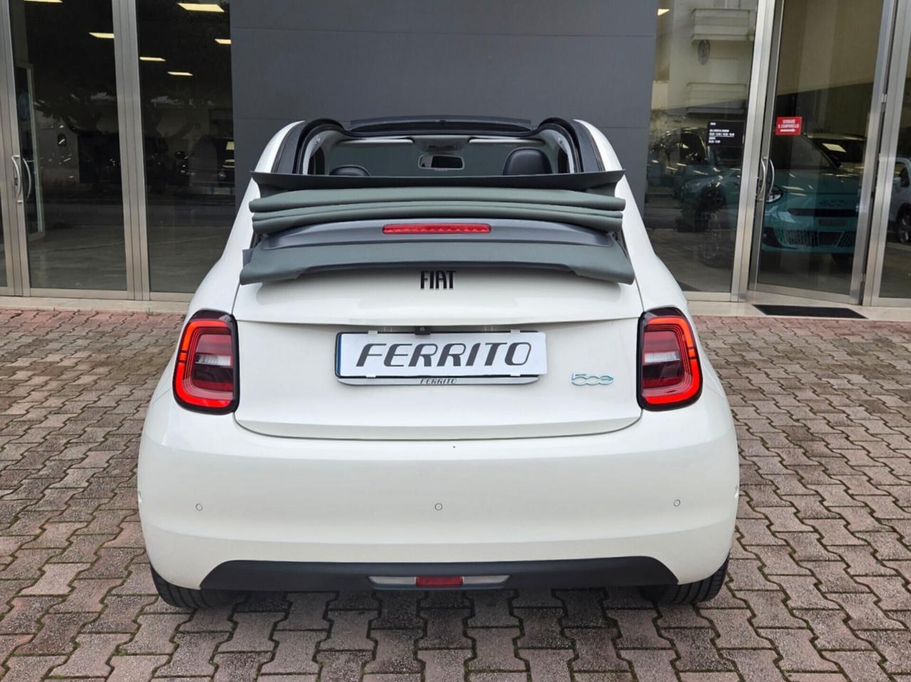 Fiat 500e Cabrio 42 kWh ICON