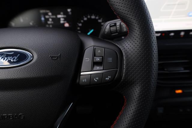 FORD Focus 1.5 EcoBlue 115 CV automatico 5p. ST-Line