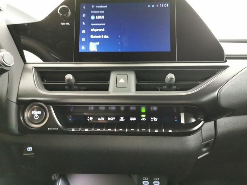 Lexus UX UX250H 2.0H ECVT 2WD DES MY23