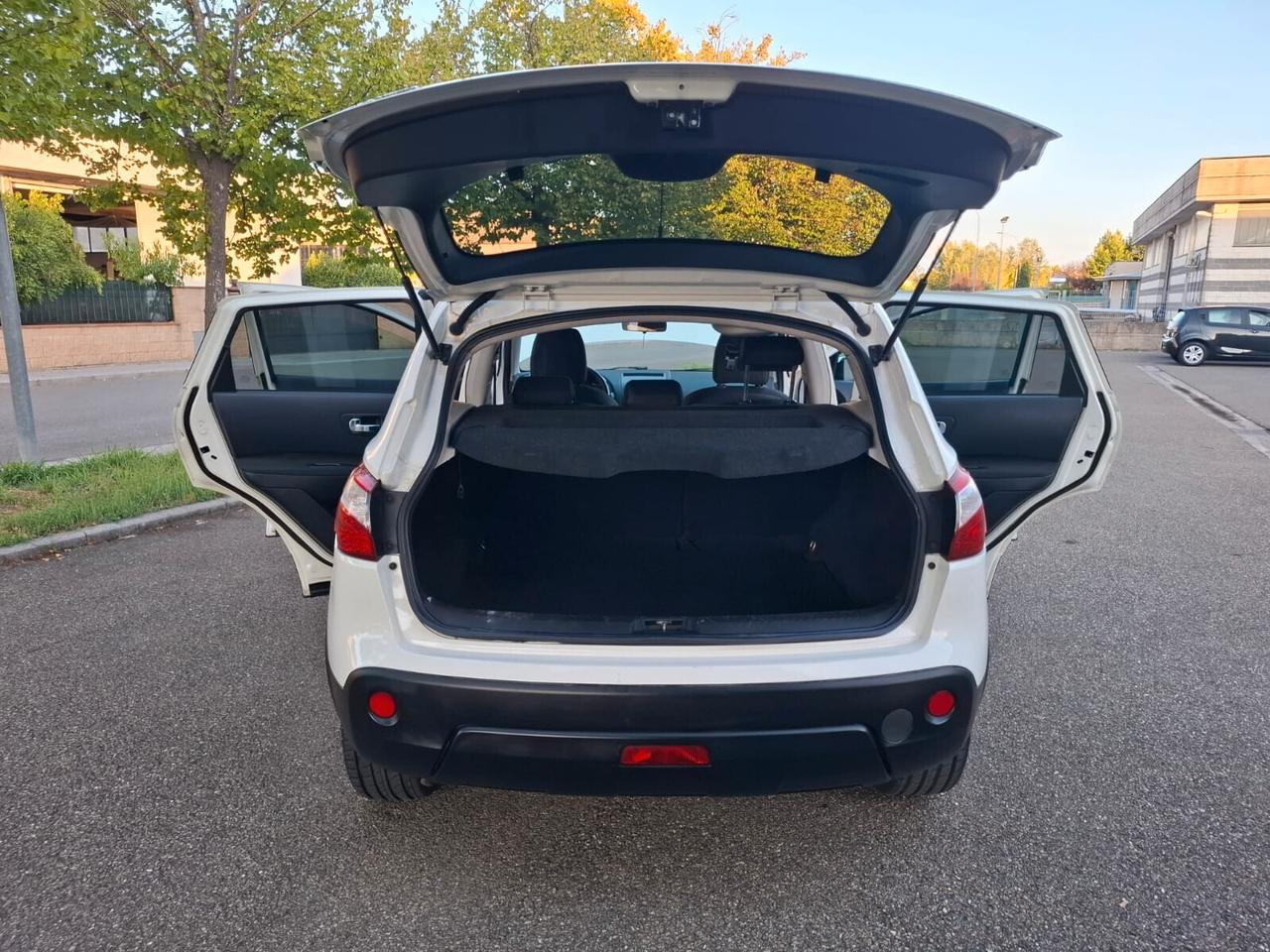 Nissan Qashqai 1.6 dCi 4X4 del 2012 SOLO 146.000 KM