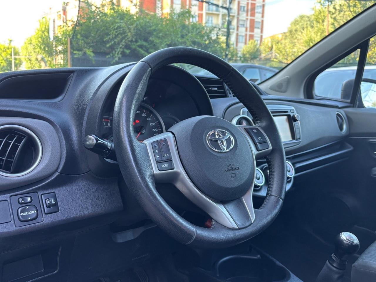 Toyota Yaris 1.0 5 porte Lounge OK NEOPATENTATI