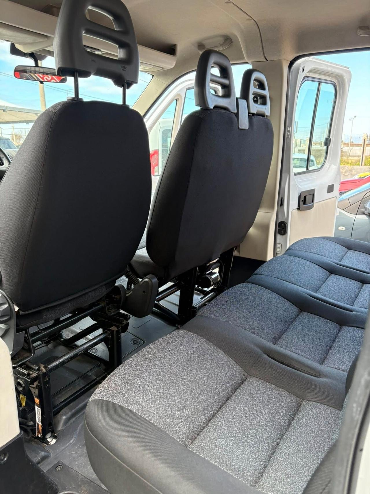 Fiat Ducato Maxi doppia cabina 7 posti gru fassi