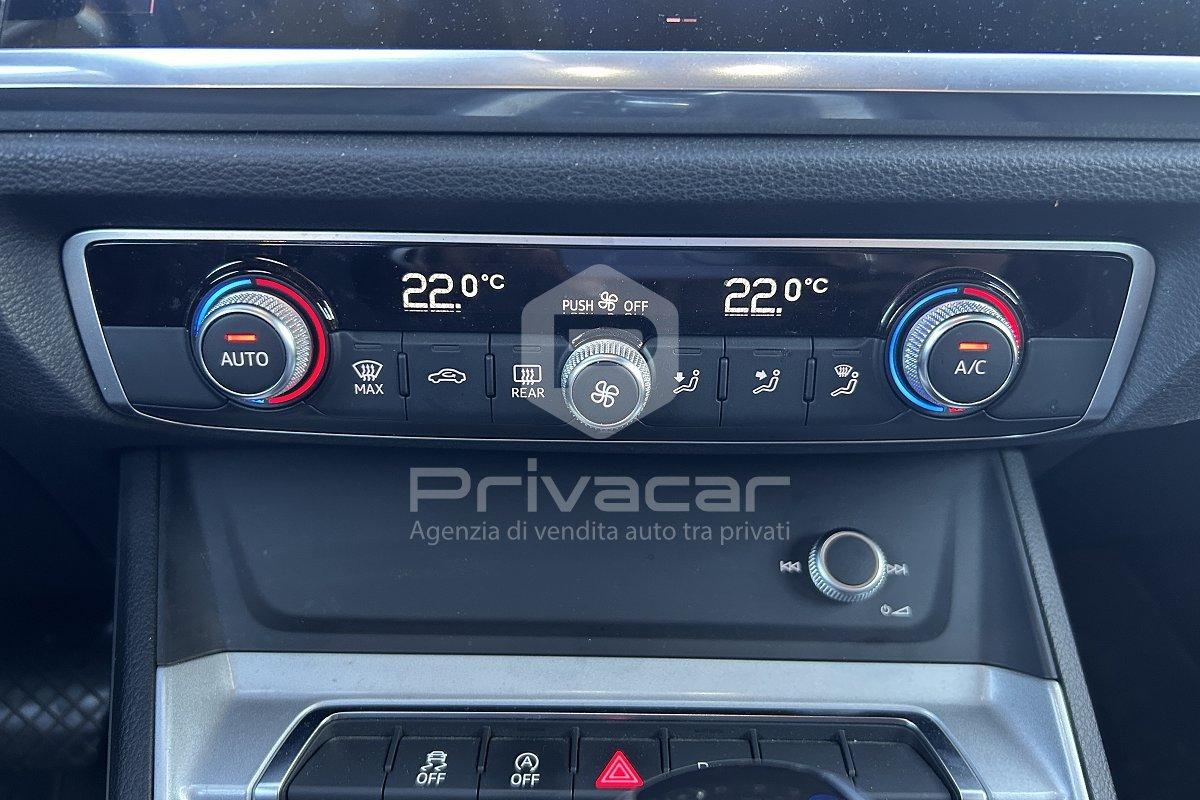 AUDI Q3 35 TDI S tronic Business Advanced