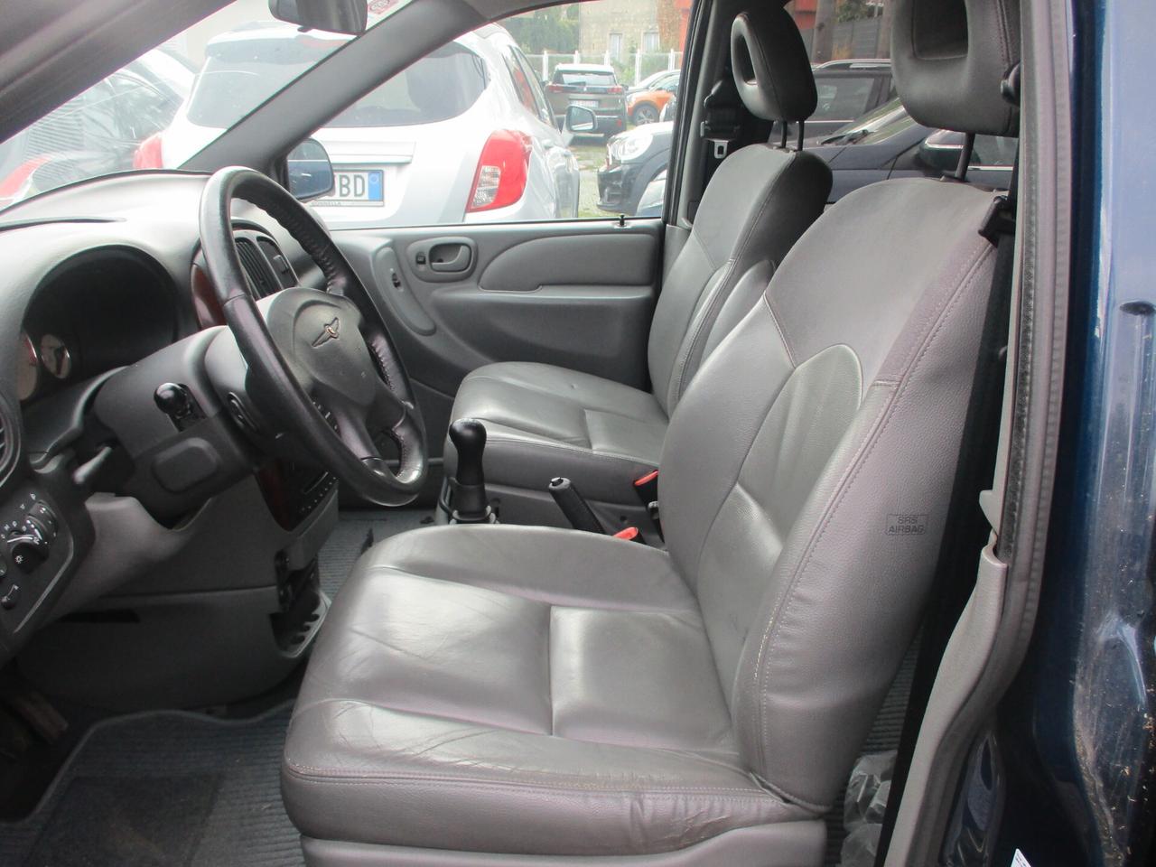 Chrysler Voyager 2.5 CRD cat LX Leather