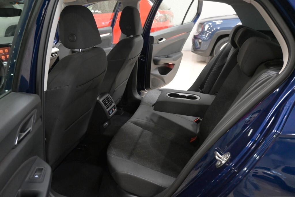 Volkswagen Golf 2.0 TDI 115 CV SCR Life