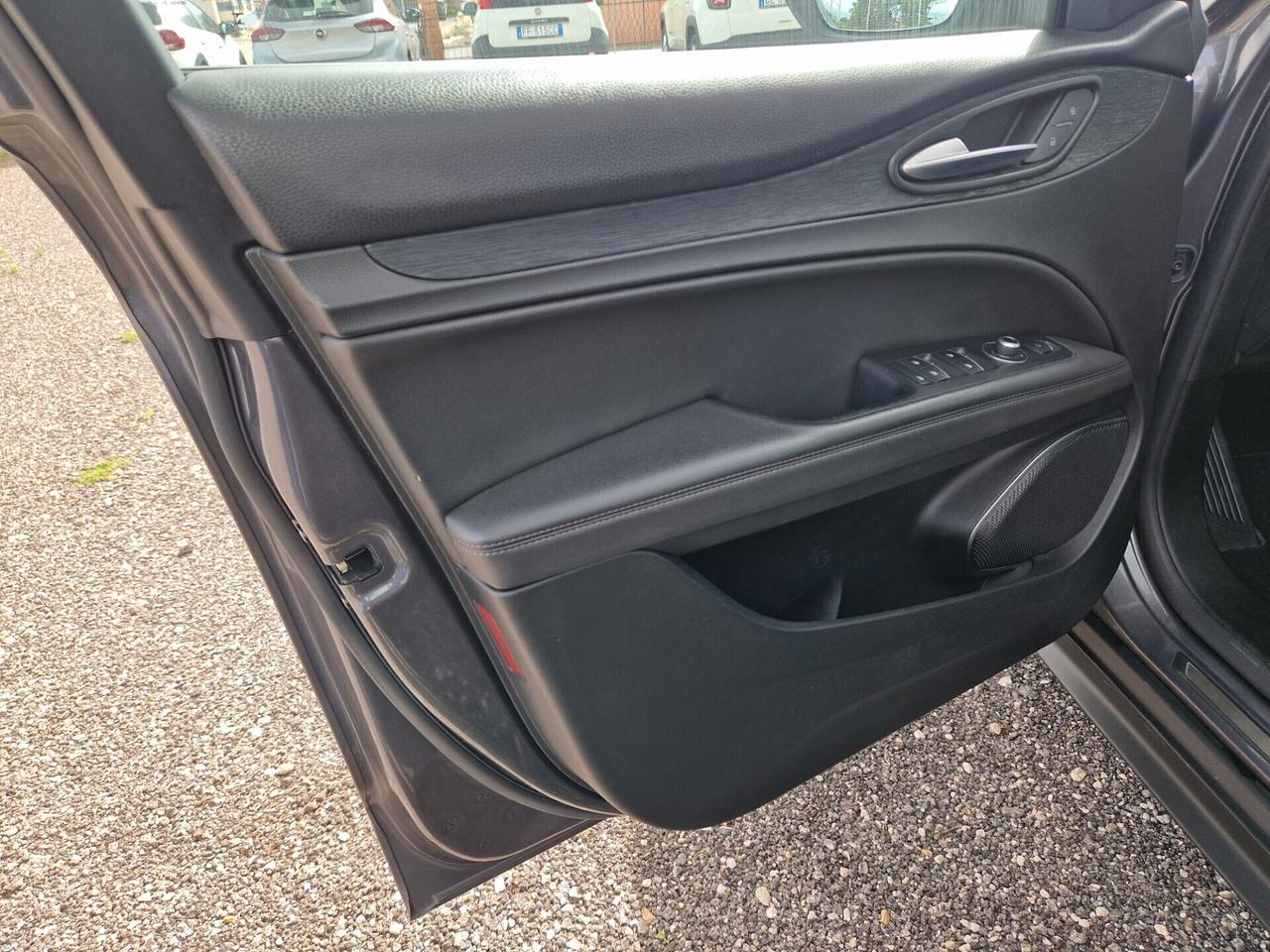 Alfa Romeo Stelvio 2.2 Turbodiesel 190 CV AT8 Q4 Super Business