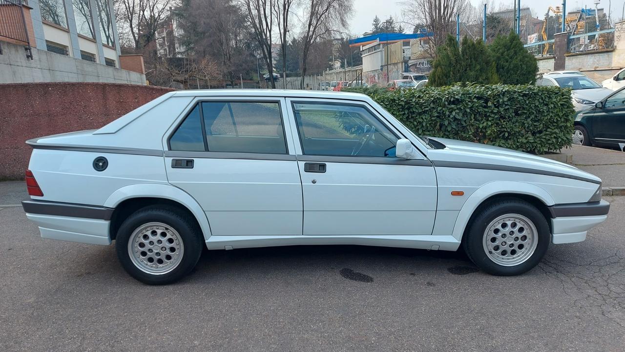 Alfa Romeo 75 2.0i Twin Spark A.S.N.