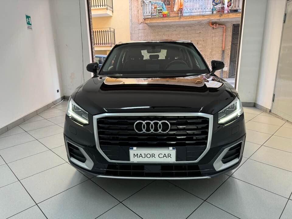 Audi Q2 1.6 TDI Admired 115 CV Manuale