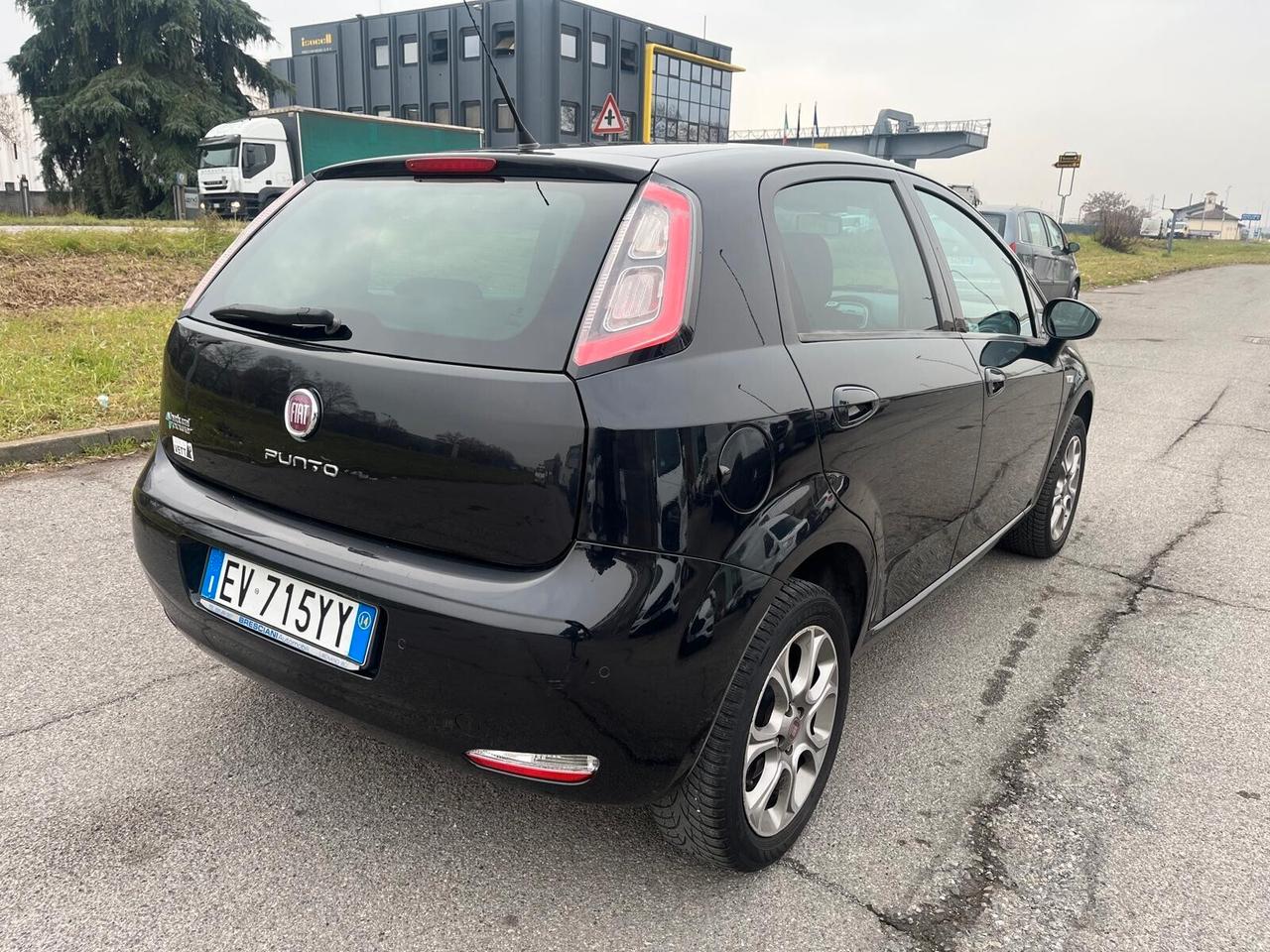 Fiat Punto 1.4 8V 5 porte Natural Power Lounge