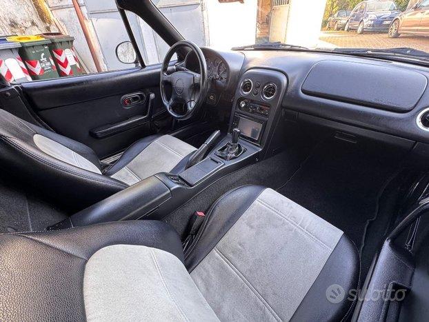 MAZDA MX-5 NA 1.6i 16V cat Montego Blue