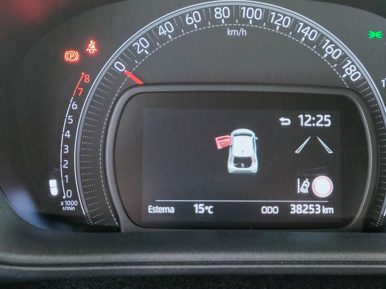TOYOTA Aygo X - Aygo X 1.0 Trend 72cv