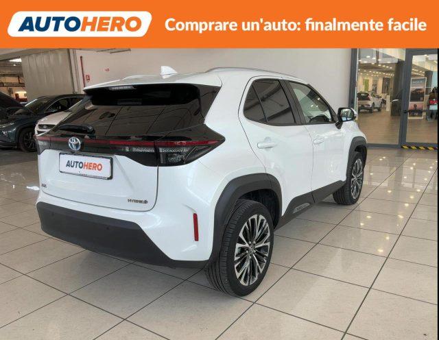 TOYOTA Yaris Cross 1.5 Hybrid 5p. E-CVT AWD-i Lounge