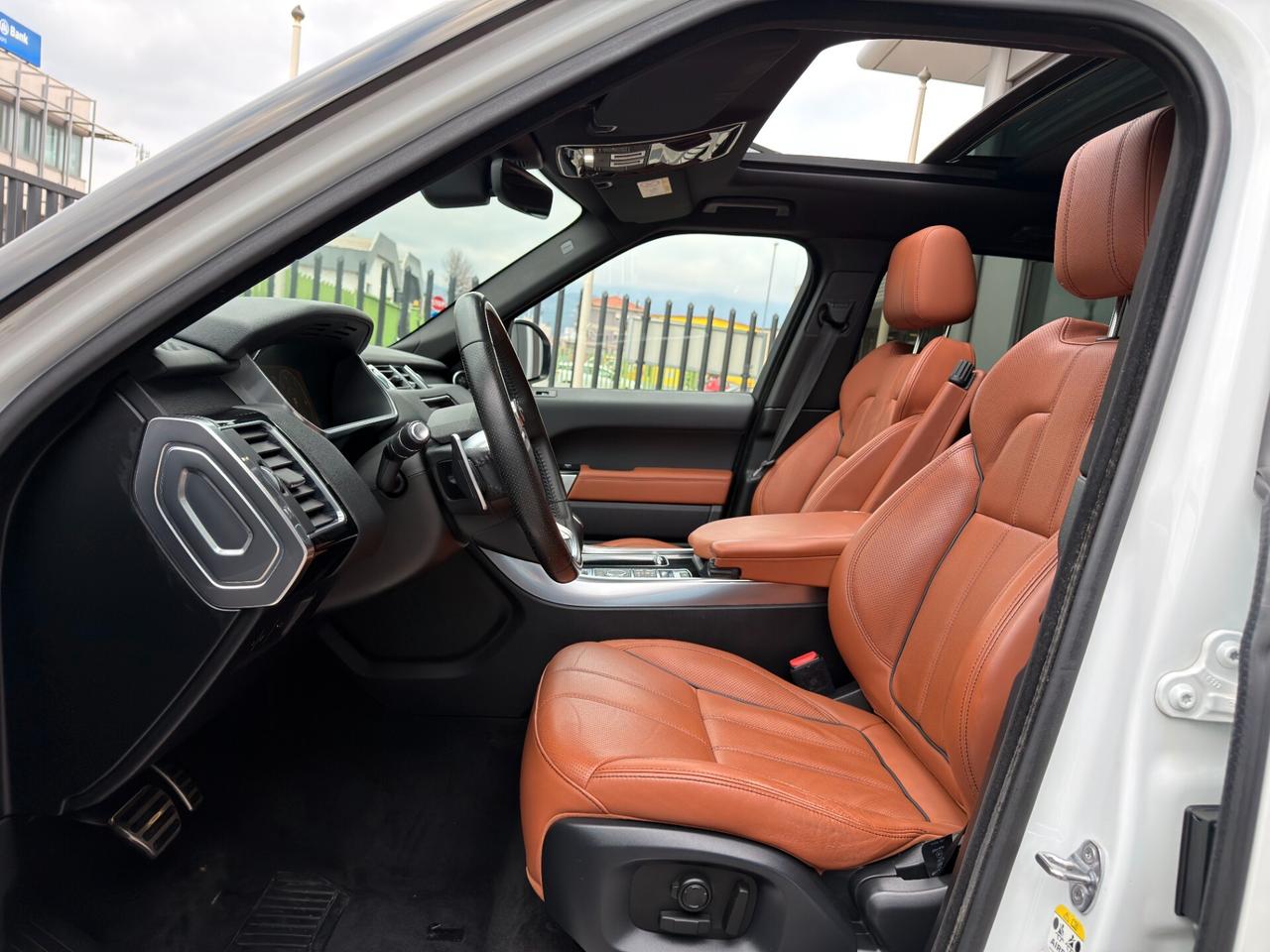 Land Rover Range Sport 3.0 TDV6 HSE Dynamic