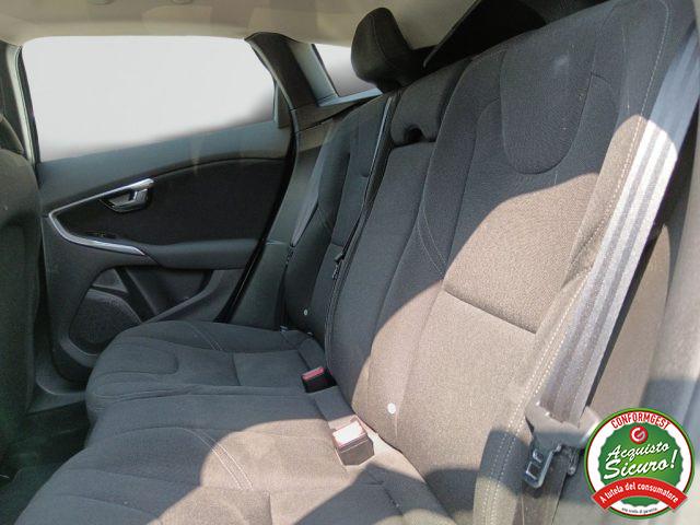 VOLVO V40 D2 Business Navi