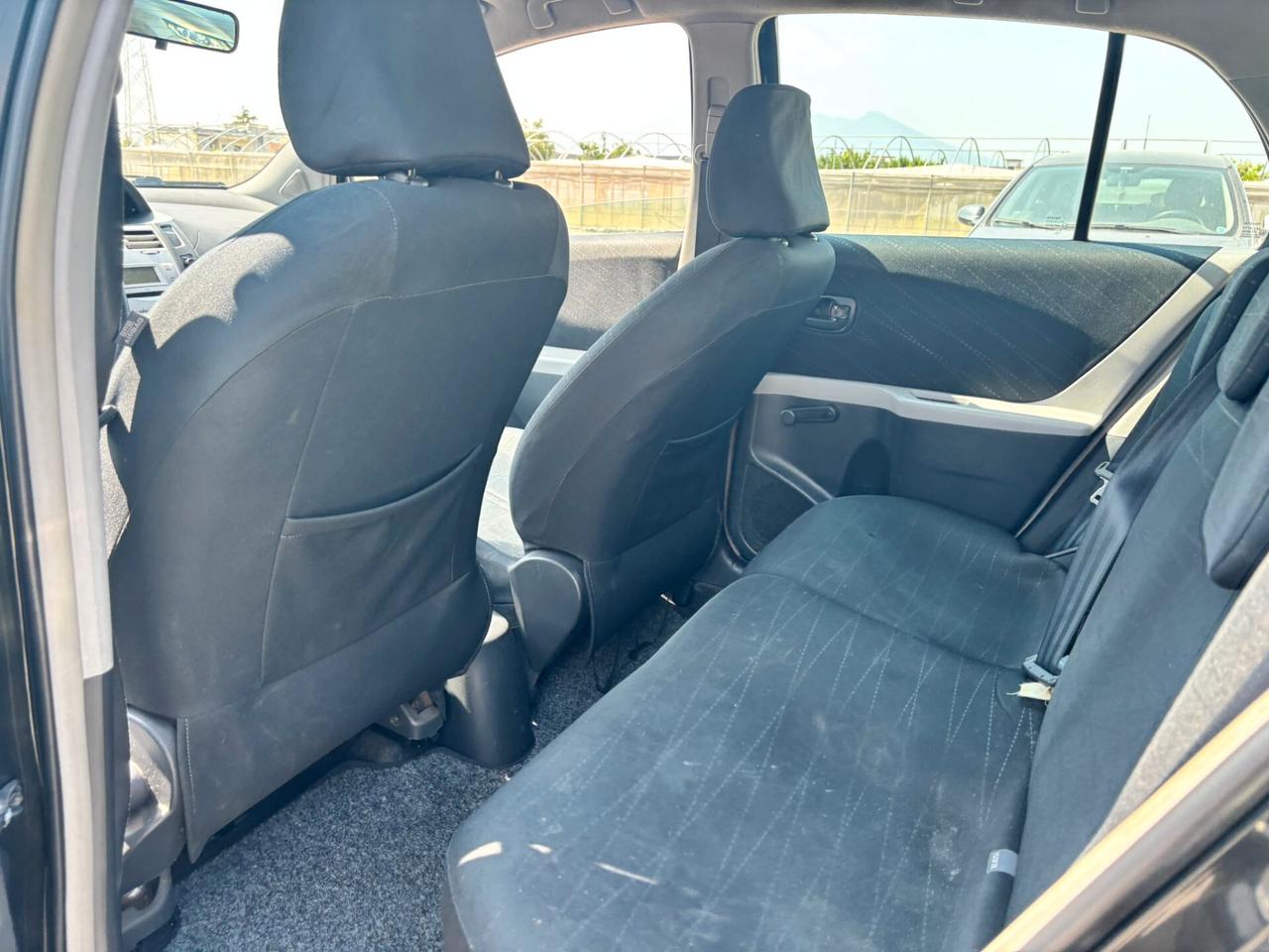 Toyota Yaris CAMBIO AUTOMATICO