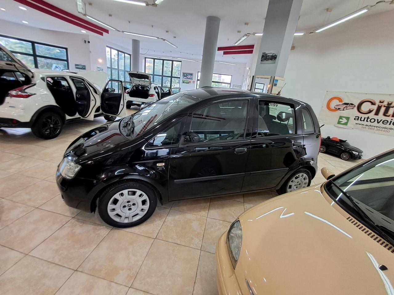 Fiat Idea 1.2 16V BlackLabel