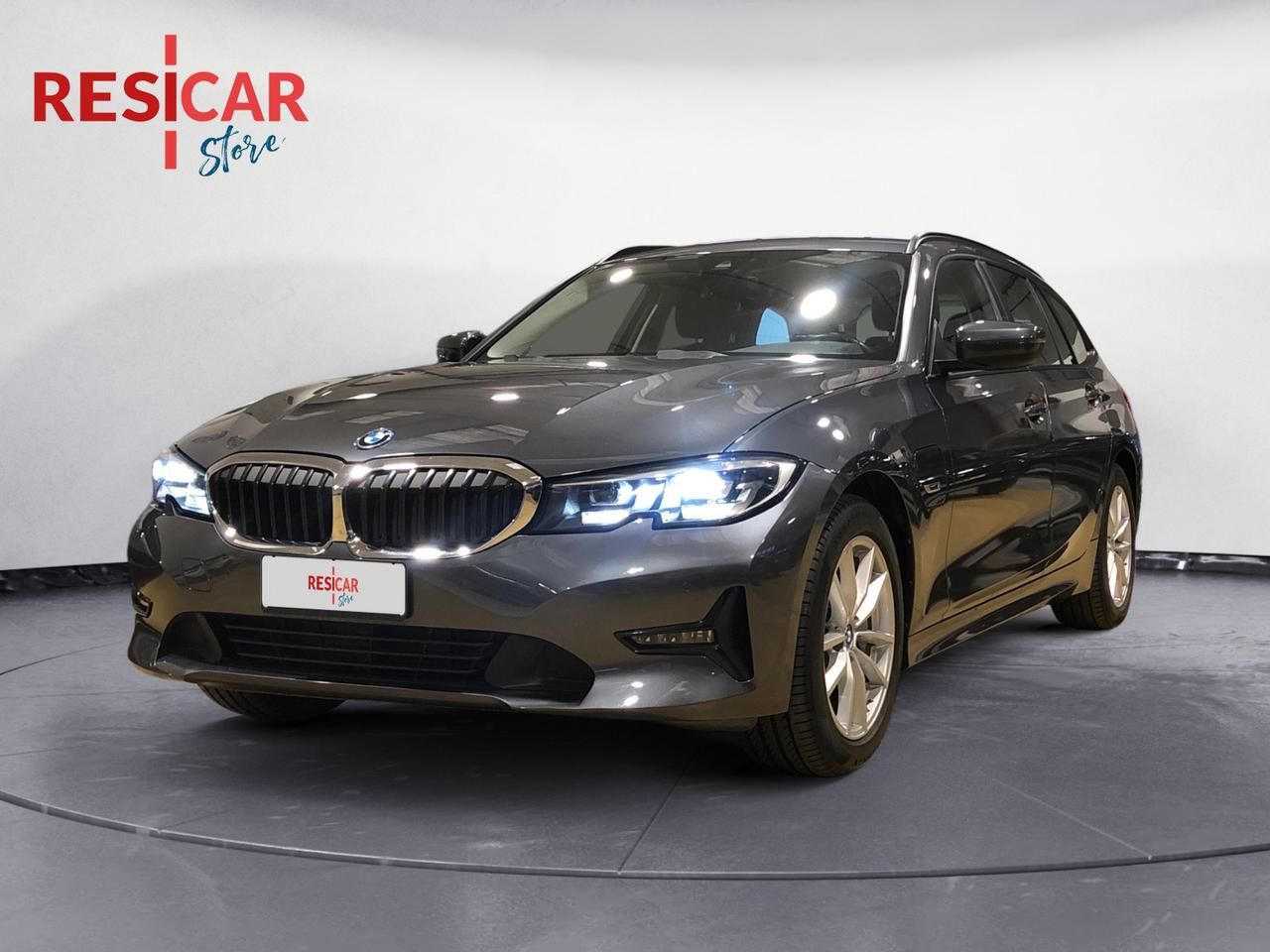 BMW 330e Touring Business Advantage auto