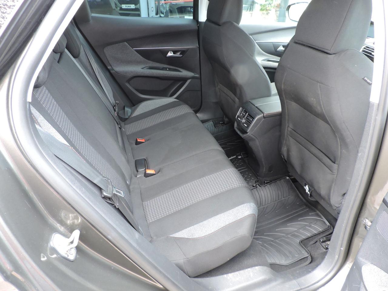 Peugeot 3008 BlueHDi 120 S&S BC Business