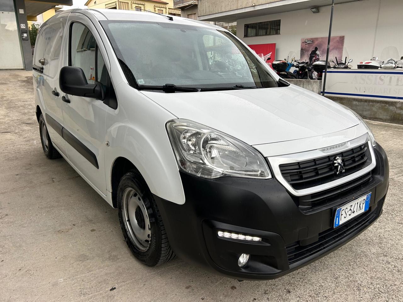 Peugeot PARTNER 1.6 HDI 3 POSTI “ COME NUOVO”