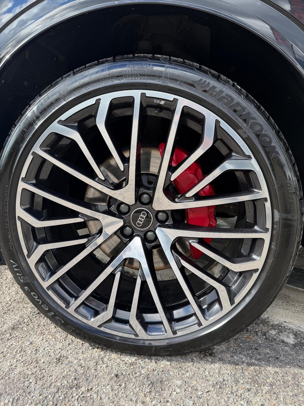 Audi Q8 50 TDI 286 CV S line TETTO GUSCIO 23