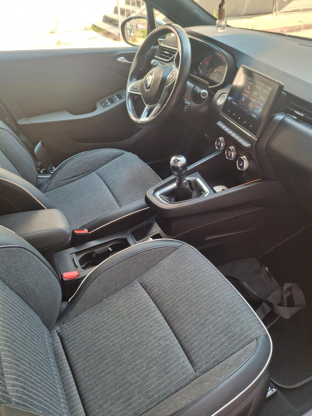 Renault Clio TCe 100 CV 5 porte Edition One