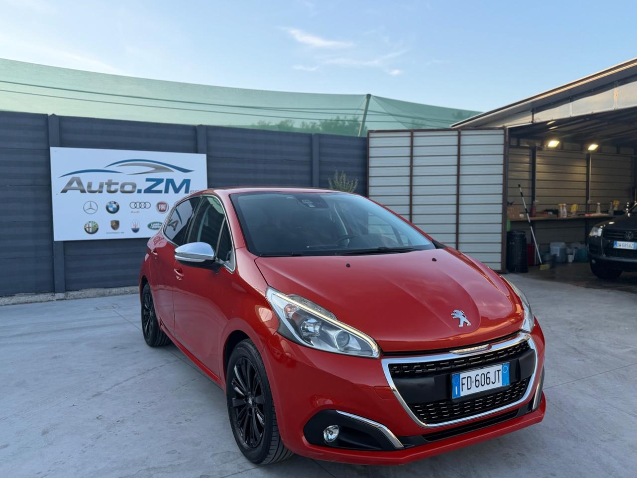 Peugeot 208 BlueHDi 75 5 porte Allure