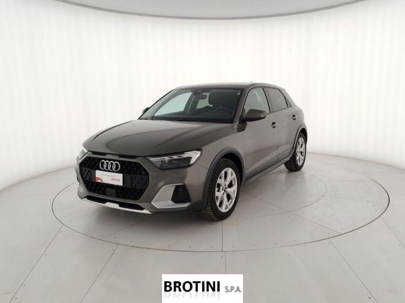 Audi A1 Sportback Allstreet 35 TSI S Tronic Identity Contrast