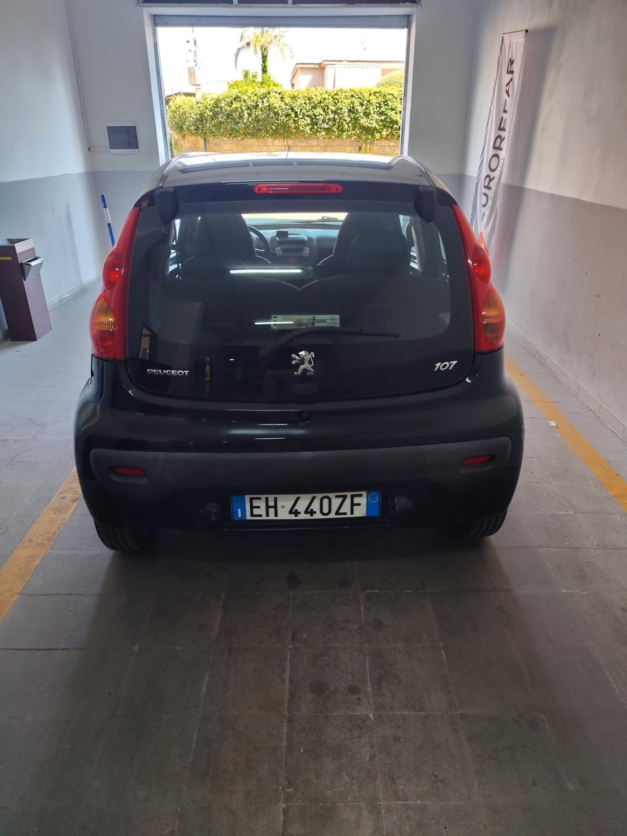 Peugeot 107 1.0 68CV 5p. Sweet Years