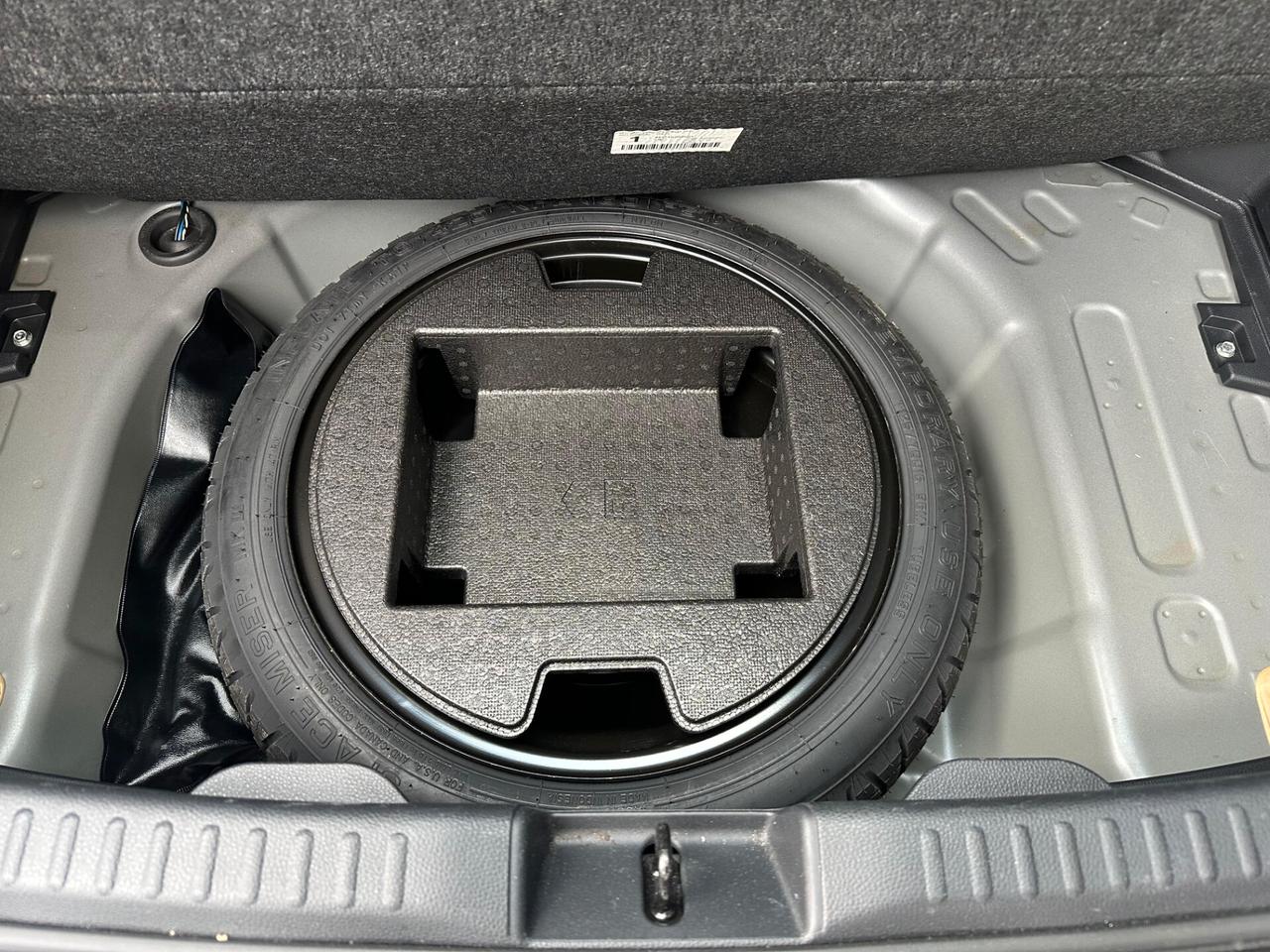 Toyota Yaris 1.5 Hybrid 5 porte Business PREZZO PROMO
