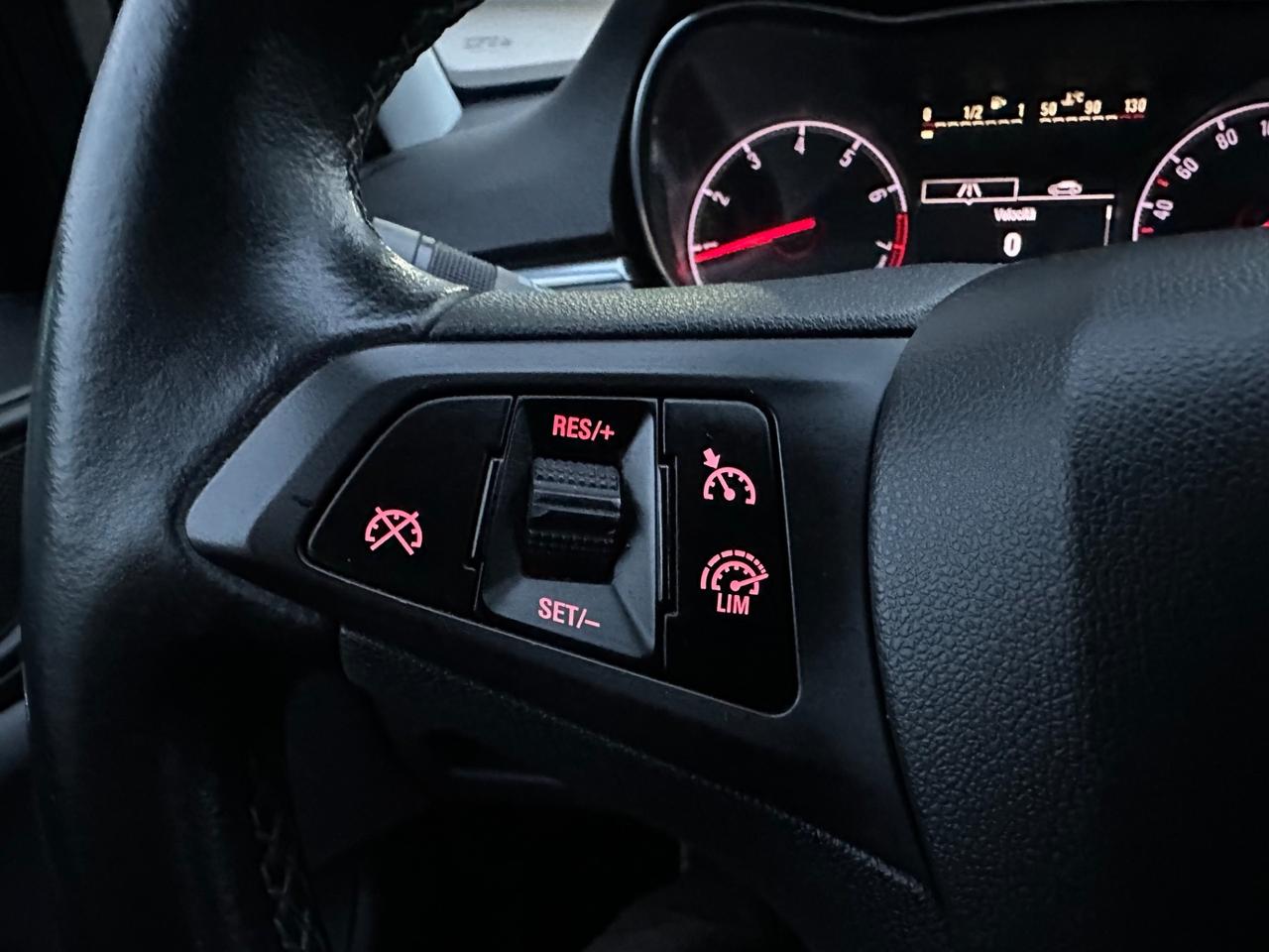 Opel Corsa 1.4 90CV GPL Tech 5 porte b-Color