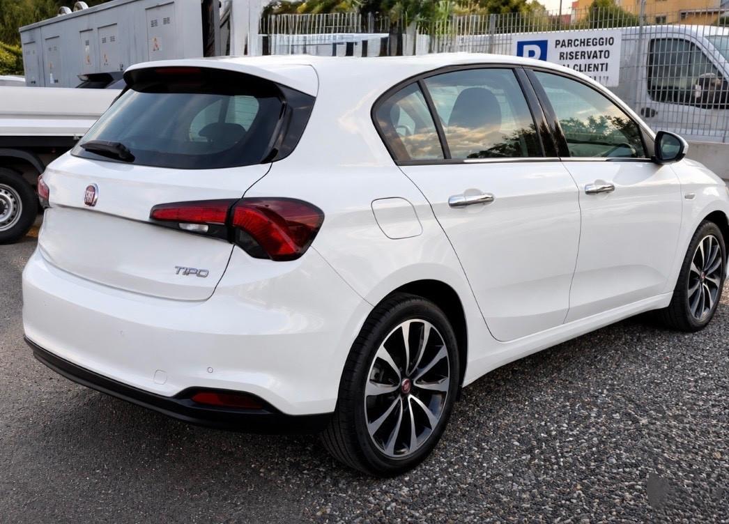 Fiat Tipo 1.6 Mjt S&S 5 porte Lounge