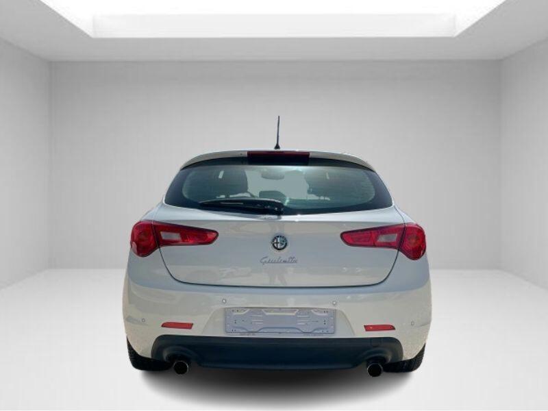 Alfa Romeo Giulietta 2.0 JTDm-2 140 CV Distinctive