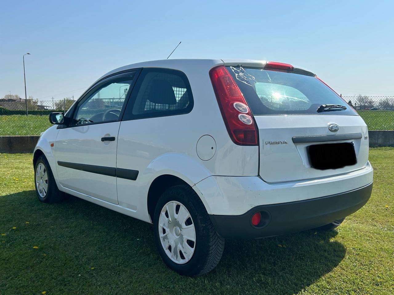 Ford Fiesta Fiesta+ 1.4 TDCi 68CV 3 porte