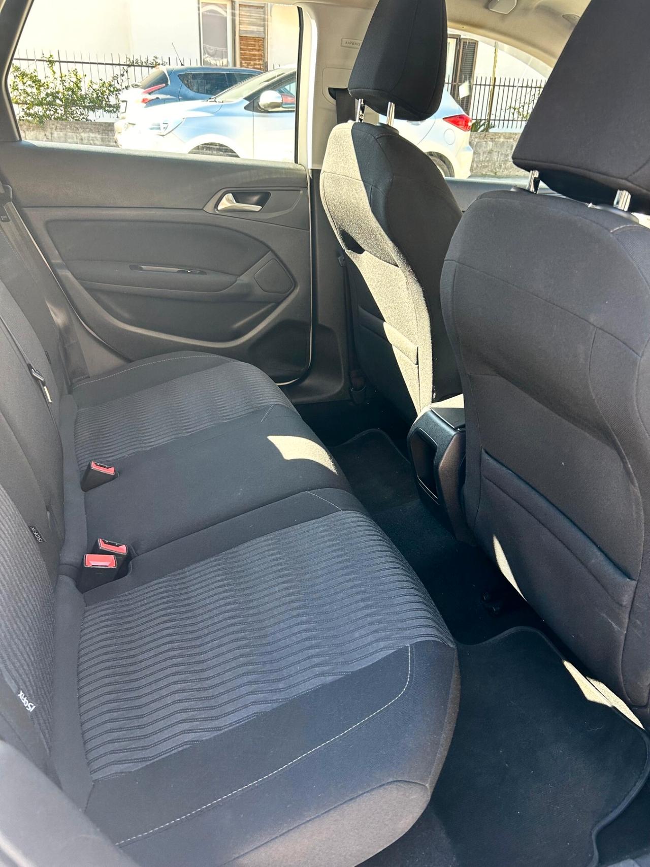 Peugeot 308 BlueHDi 150 S&S SW Allure