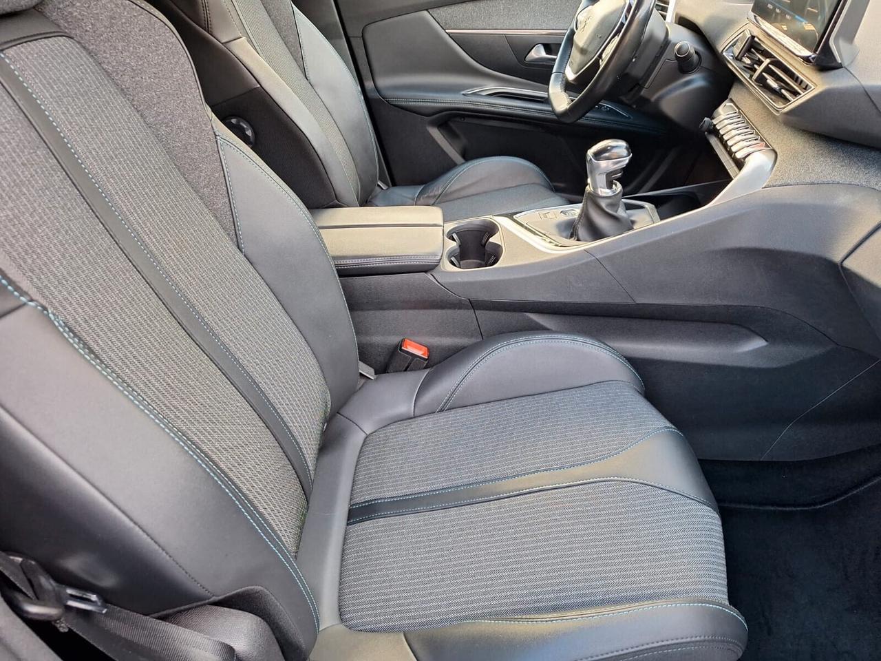 Peugeot 3008 BlueHDi 130 S&S Allure Pack