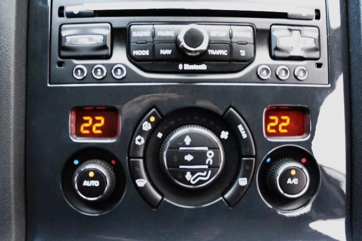 Peugeot 5008 1.6 HDi 115CV Allure 7POSTI CLIMA AUTOMATICO SENSORI PARK RADIO CD NAVIGATORE