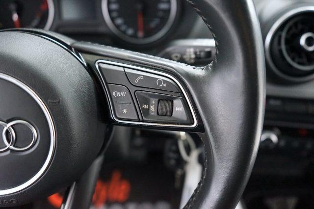 AUDI Q2 30 TDI S tronic Business